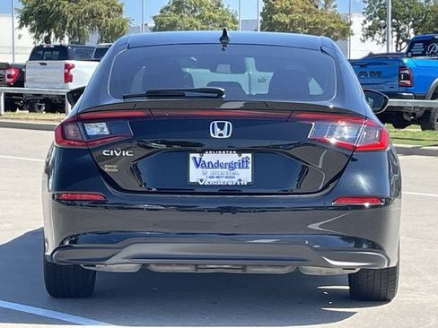 Used 2022 Honda Civic EX-L image 5