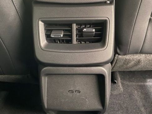 New 2026 Chevrolet Equinox EV LT image 24