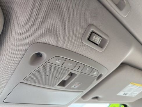 Used 2019 Nissan Pathfinder Platinum image 41