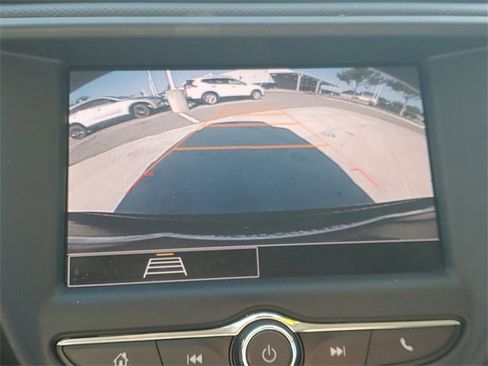 Used 2021 Chevrolet TrailBlazer LS image 27