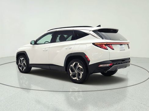 Used 2022 Hyundai Tucson Limited w/ Cargo Package AWD/4WD image 7