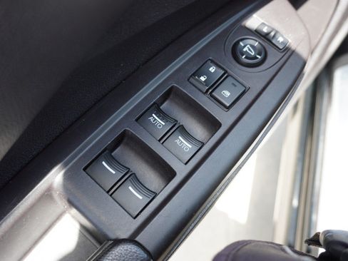 Used 2018 Acura RDX FWD image 25