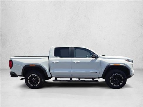 Used 2026 GMC Canyon AT4 w/ Technology Plus Package AWD/4WD image 4