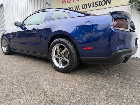 Used 2012 Ford Mustang GT image 9