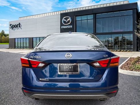 Used 2019 Nissan Altima 2.5 SR w/ SR Premium Package FWD image 4