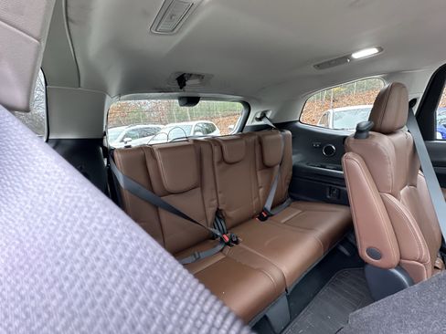 Used 2019 Subaru Ascent Touring image 34