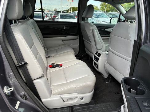 Used 2016 Honda Pilot Touring image 30