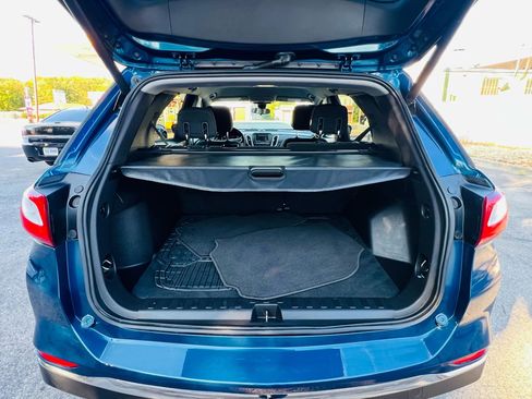 Used 2020 Chevrolet Equinox LT image 9