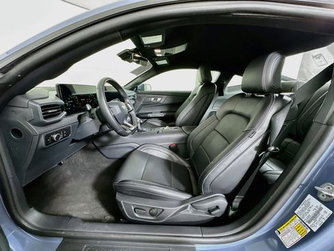 Used 2026 Ford Mustang Premium RWD image 13