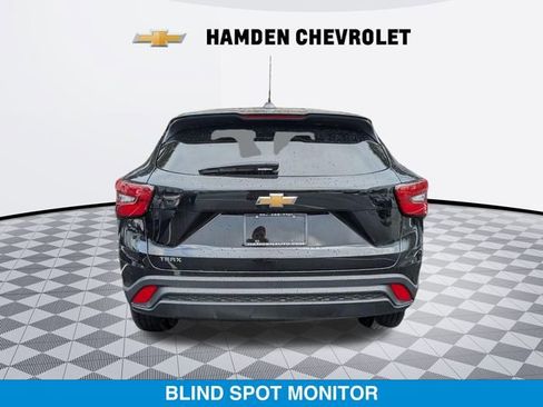 Certified 2024 Chevrolet Trax LS w/ LS Convenience Package image 4