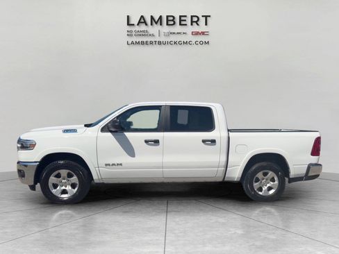Used 2025 RAM 1500 Big Horn AWD/4WD image 2
