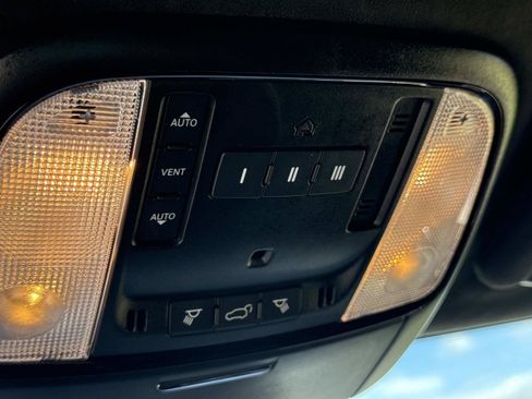 Used 2022 Dodge Durango R/T AWD/4WD image 26