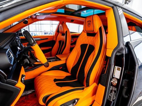 Used 2022 Lamborghini Urus image 53