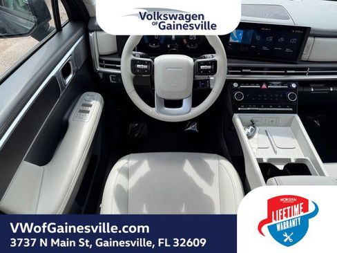Used 2025 Hyundai Santa Fe SEL image 17
