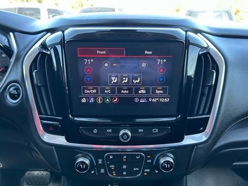 Used 2020 Chevrolet Traverse RS AWD/4WD image 20