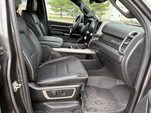 Used 2023 RAM 1500 Laramie AWD/4WD image 17