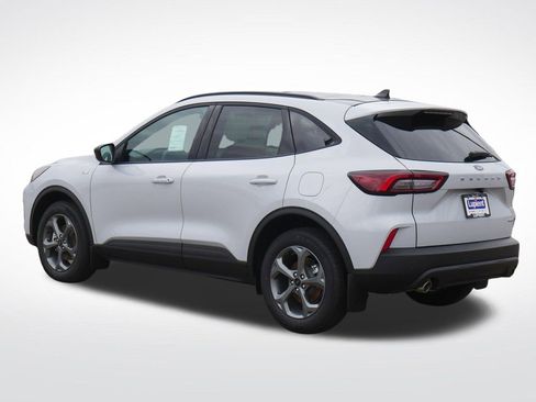 New 2026 Ford Escape ST-Line w/ Tech Pack #1 AWD/4WD image 5