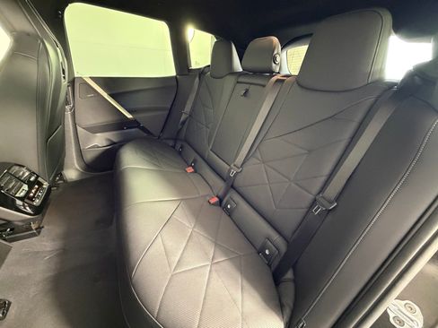 Certified 2022 BMW iX xDrive50 w/ Convenience Package image 14