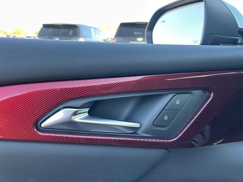 New 2026 Chevrolet Traverse Z71 image 12