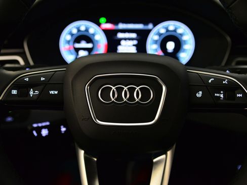 Certified 2025 Audi A5 2.0T Premium Plus w/ Convenience Plus Package image 33