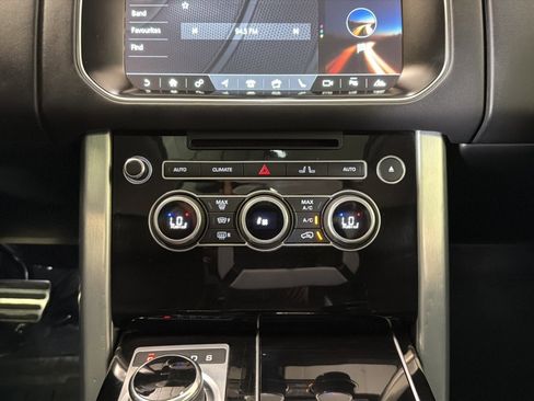 Used 2017 Land Rover Range Rover Supercharged AWD/4WD image 27