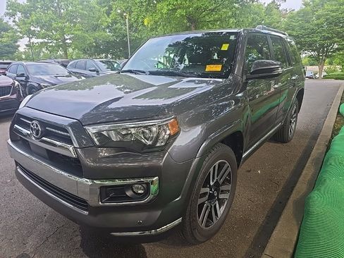 Used 2021 Toyota 4Runner Limited AWD/4WD image 4