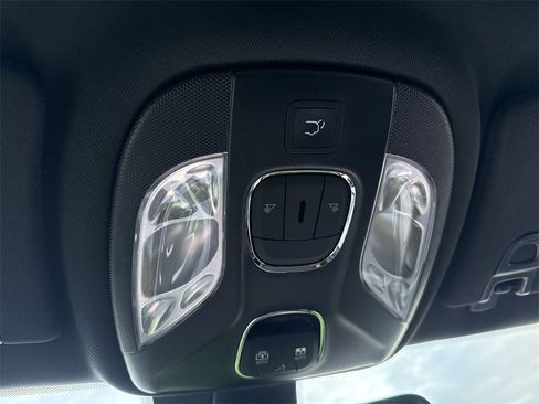 New 2026 Jeep Compass Trailhawk w/ Sun, Sound & Navigation Group image 17