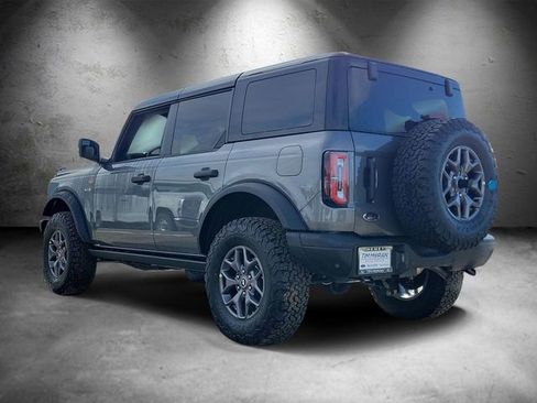 New 2025 Ford Bronco Badlands AWD/4WD image 4