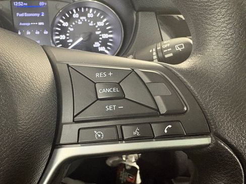 Used 2018 Nissan Rogue S FWD image 23