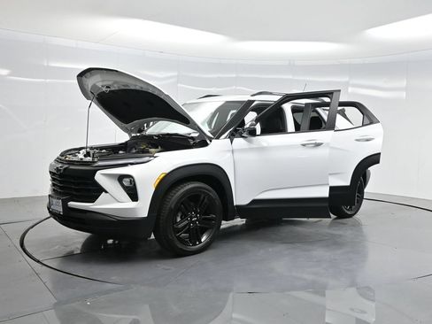 New 2026 Chevrolet TrailBlazer LT w/ Convenience Package FWD image 55