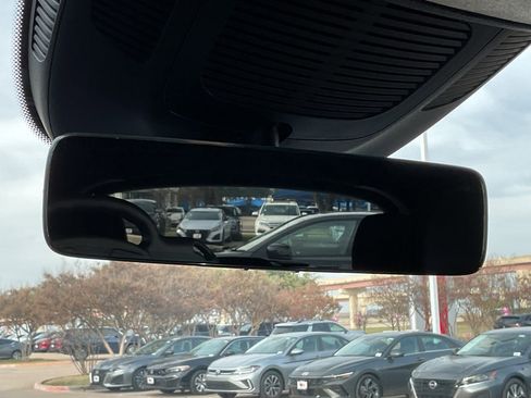 Used 2024 Mercedes-Benz GLE 350 4MATIC image 30