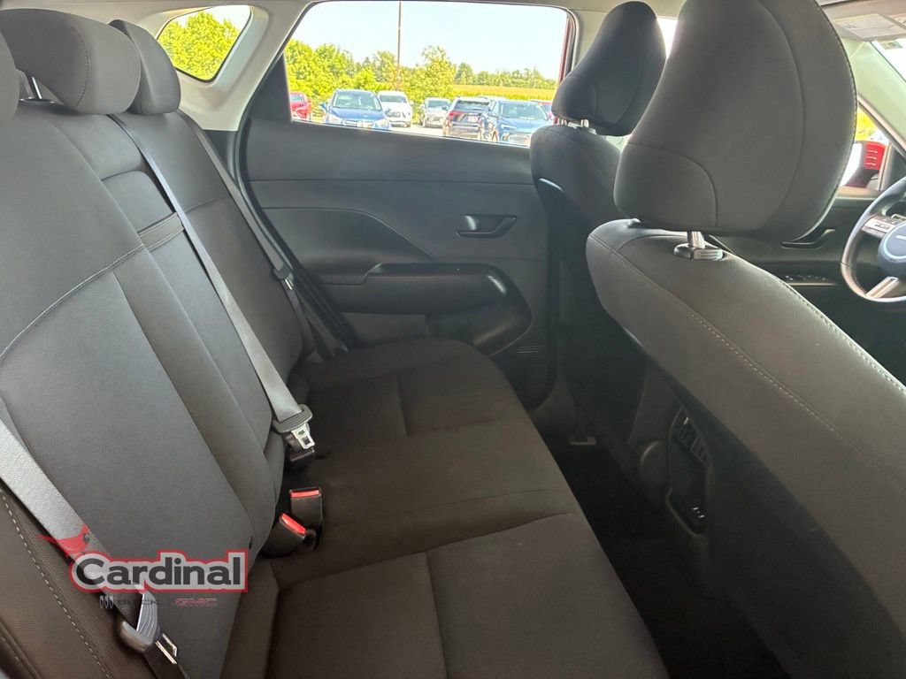 Used 2025 Hyundai Kona SEL FWD image 17