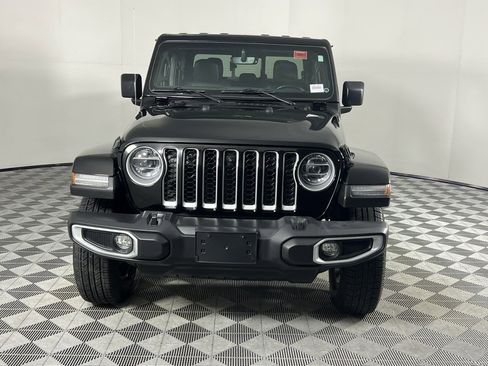 Certified 2022 Jeep Gladiator Overland w/ Popular Equipment Package image 10
