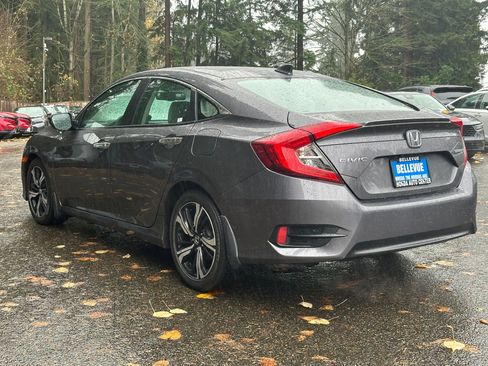 Used 2016 Honda Civic Touring image 5