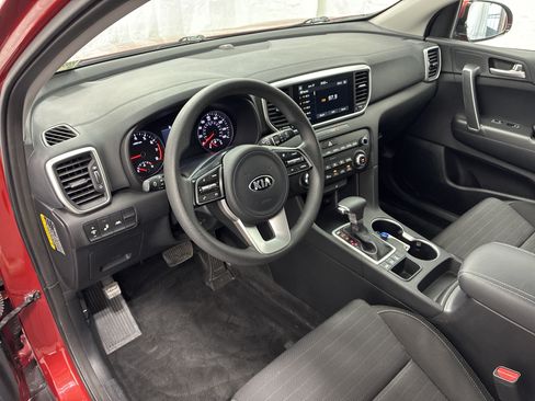 Certified 2022 Kia Sportage LX w/ LX AWD Value Edition Package image 14