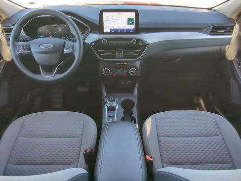 Certified 2020 Ford Escape SE image 13