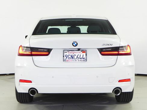 Certified 2023 BMW 330i Sedan w/ Convenience Package RWD image 8