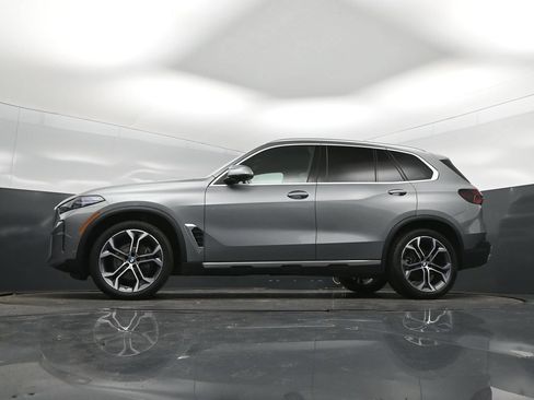 Certified 2026 BMW X5 sDrive40i w/ Climate Comfort Package RWD image 35