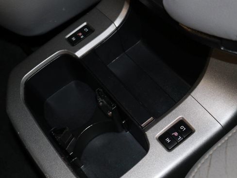 Used 2020 Toyota Sequoia Platinum image 72