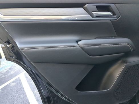 Used 2025 GMC Terrain Elevation image 26