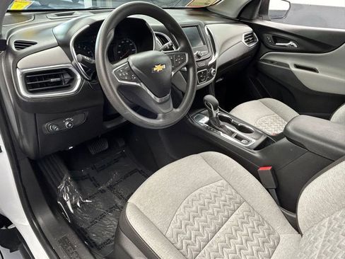 Used 2023 Chevrolet Equinox LS w/ Sport Edition FWD image 13