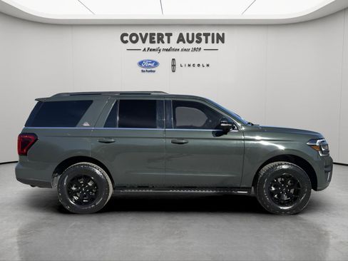 Used 2022 Ford Expedition Timberline image 6