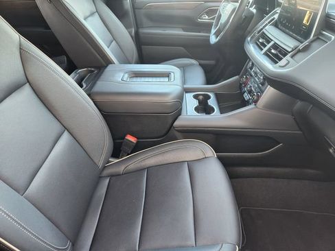 Used 2024 Chevrolet Tahoe Premier w/ Advanced Technology Package AWD/4WD image 19