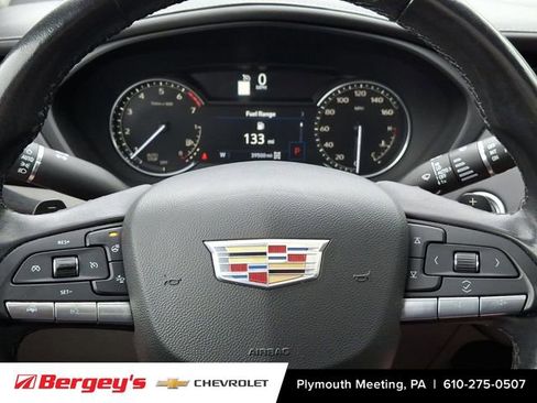 Used 2021 Cadillac XT4 Premium Luxury w/ Enhanced Visibility Package AWD/4WD image 24