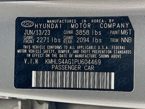 Used 2023 Hyundai Elantra SEL w/ Convenience Package FWD image 32