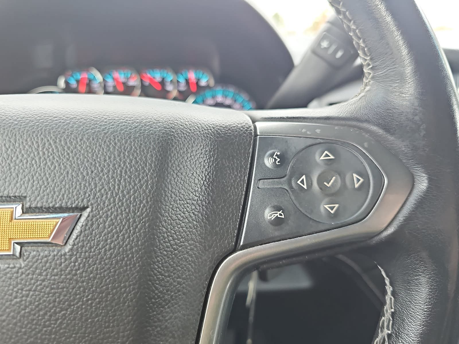 Used 2019 Chevrolet Tahoe LT RWD image 16