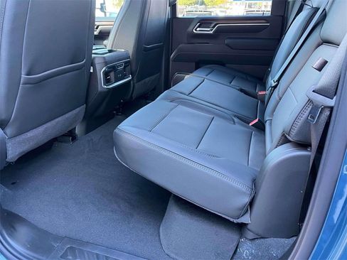 New 2026 GMC Sierra 2500 Denali w/ Denali Reserve Package image 16