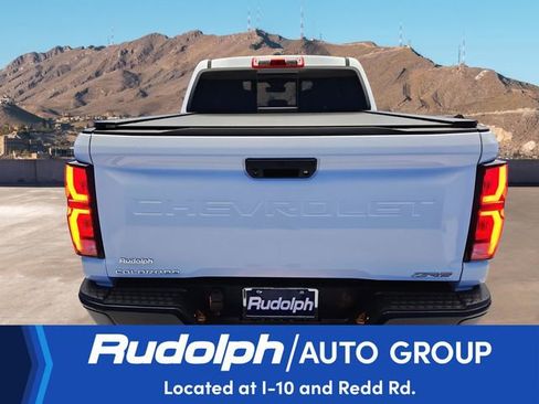 Used 2025 Chevrolet Colorado ZR2 w/ Off-Road Front Bumper Package AWD/4WD image 4