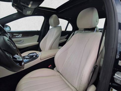 Used 2017 Mercedes-Benz E 300 image 16