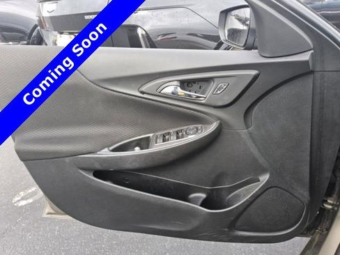 Used 2020 Chevrolet Malibu LT FWD image 4